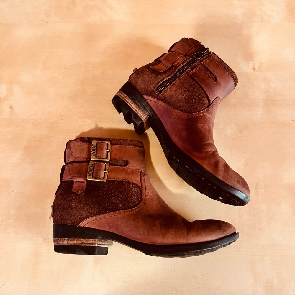 Sorel Women's Lolla Ankle Bootie in Buffalo with Buckles NL3080-282 Size 7.5 - Picture 3 of 8